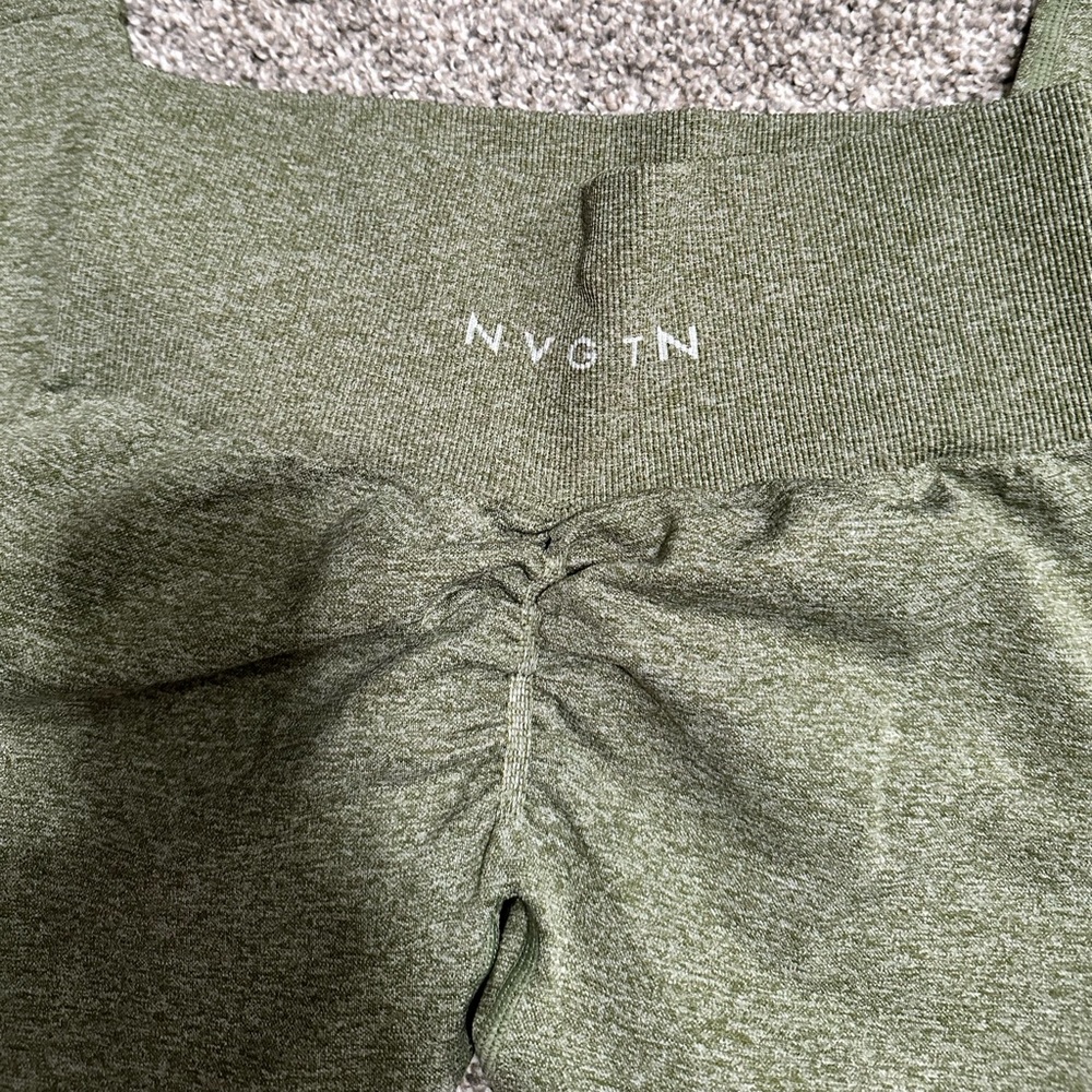 NVGTN Leggings Size M